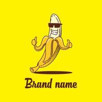 fresco sonriente pulgar arriba banana mascota de dibujos animados