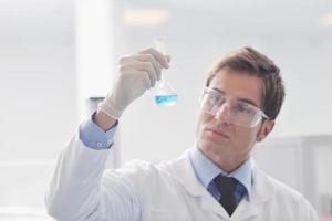 personas de investigación y ciencia en laboratorio foto