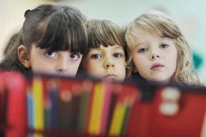 niños en edad preescolar foto