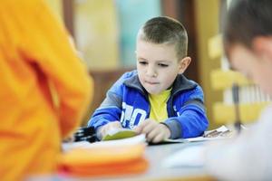 niños en edad preescolar foto