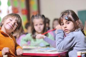 niños en edad preescolar foto