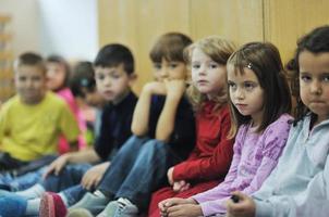 niños en edad preescolar foto