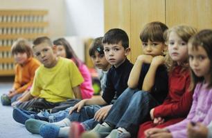 niños en edad preescolar foto