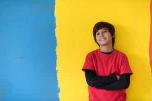 retrato de un niño feliz foto