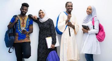 grupo de estudiantes africanos felices foto