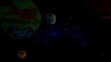 fotocamera che viaggia attraverso l'universo passando attraverso un gruppo di pianeti di diverse dimensioni e colori su uno sfondo scuro pieno di stelle. sequenza di loop. animazione 3D video
