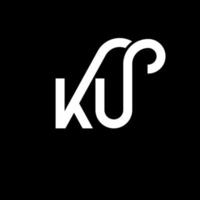 diseño de logotipo de letra ku sobre fondo negro. concepto creativo del logotipo de la letra de las iniciales ku. diseño de letras ku. ku diseño de letras blancas sobre fondo negro. logotipo de ku, ku vector