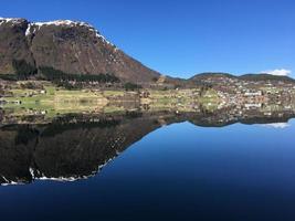 fiordo en noruega foto