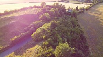 luchtfoto van het britse platteland van engeland uk video