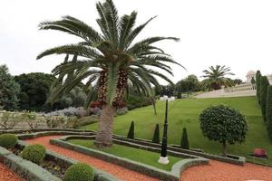 acre israel 2 de diciembre de 2018 los jardines bahai es un magnífico parque ubicado en la ciudad de acre foto