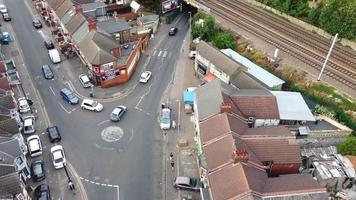 images aériennes à angle élevé de voies ferrées à la gare centrale de luton en angleterre royaume-uni video