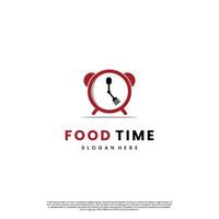logotipo de la hora de la comida. reloj con diseño de logotipo de cuchara y tenedor sobre fondo aislado