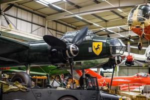 sinsheim, alemania - mai 2022 aviones de combate bombardero bimotor negro junkers ju 88 1936 foto