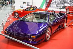 SINSHEIM, GERMANY - MAI 2022 violet purple Lamborghini Diablo V photo