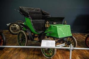 sinsheim, alemania - mai 2022 green columbia electric car 1900 foto