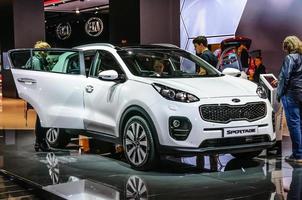 frankfurt - sept 2015 kia sportage presentado en iaa internacional foto