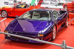 SINSHEIM, GERMANY - MAI 2022 violet purple Lamborghini Diablo V photo