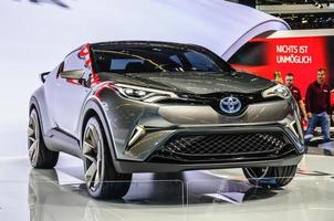 frankfurt - sept 2015 toyta c-hr concept presentado en iaa inter foto