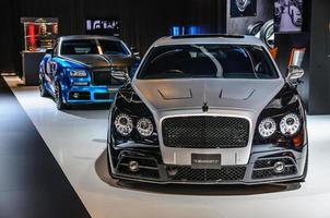 frankfurt - sept 2015 presenta mansory bentley continental gtc foto