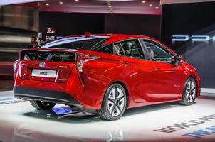 frankfurt - sept 2015 toyta prius presentado en iaa internacional foto