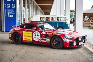 friedrichshafen - mayo 2019 rojo mercedes-amg e63 s w213 edición 1 2017 cupé deportivo en motorworld classics bodensee el 11 de mayo de 2019 en friedrichshafen, alemania foto