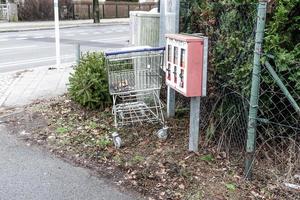 Stolen shopping wadden photo