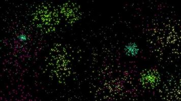 concept f1 visie van de realistisch vuurwerk in nacht lucht met willekeurig patroon explosie vonken animatie en kleur verandering video