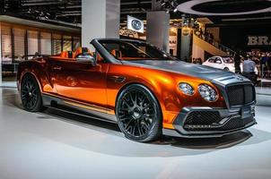 frankfurt - sept 2015 presenta mansory bentley continental gtc foto