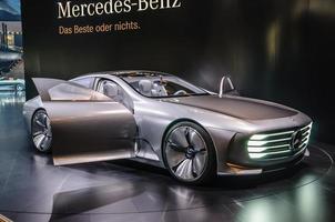 frankfurt - sept 2015 mercedes-benz concept iaa presentado en ia foto