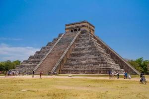 Temple Pyramid of Kukulcan El Castillo, Chichen Itza, Yucatan, Mexico, Maya civilization photo