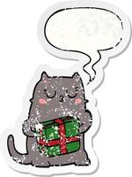 gato de navidad de dibujos animados y etiqueta engomada angustiada de la burbuja del discurso vector