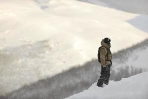 retrato de snowboarder feliz foto