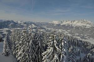 paisaje de montaña de invierno foto