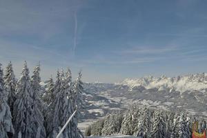 paisaje de montaña de invierno foto