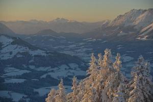 paisaje de montaña de invierno foto