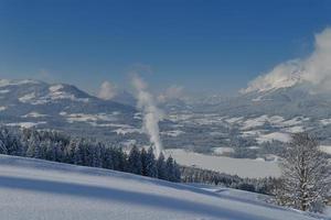 paisaje de invierno de montaña foto