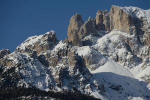 montaña invierno naturaleza foto