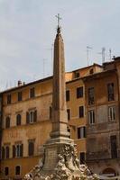 roma, italia, 2022 - roma, italia. detalles arquitectónicos típicos de la ciudad vieja foto