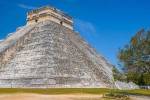 Temple Pyramid of Kukulcan El Castillo, Chichen Itza, Yucatan, Mexico, Maya civilization photo