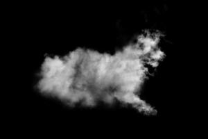 nube aislada sobre fondo negro, humo texturizado, nubes de pincel, negro abstracto foto