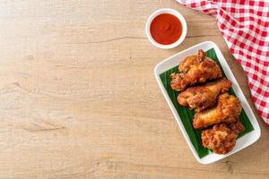 Crispy Fried Chicken with Fish Sauce photo