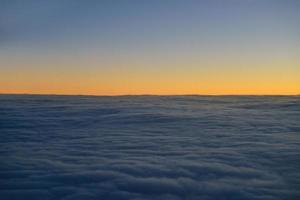 nubes al atardecer foto