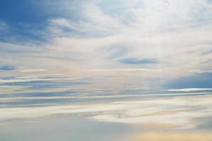 nubes al atardecer foto