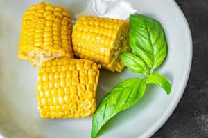 mazorca de maíz cocina hervida comida fresca comida merienda dieta en la mesa espacio de copia fondo de alimentos foto