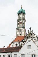 iglesia ss ulrich y afra en la ciudad de augsburg foto