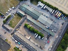 Granjas agrícolas y máquinas de trabajo en dunstable downs inglaterra foto