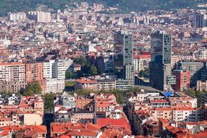 paisaje urbano de la ciudad de bilbao, país vasco, españa, destinos de viaje foto