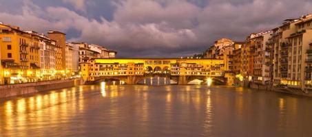 Ponte Vecchio, Florencia, Italia. foto