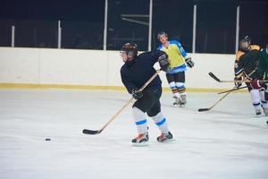 jugadores de hockey sobre hielo foto