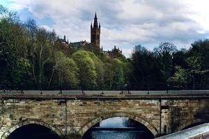 paisaje escénico parque glasgow kelvingrove kelvinbridge foto